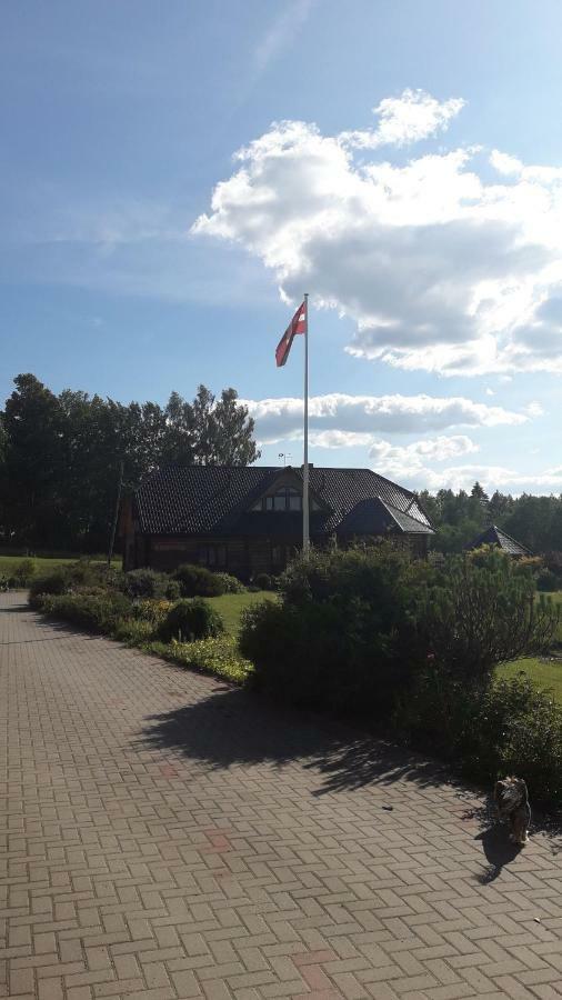 Lielkaibeni Hotel Vecpiebalga Exterior foto